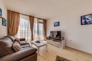 Flat-screen TV - Apartcomplex Golden Bay (Ravda)
