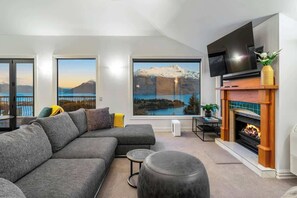 Fernseher, Kamin, Netflix, Streaming-Dienste