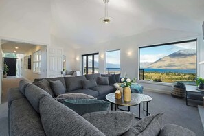 TV, fireplace, Netflix, streaming services