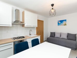 Interior - Popular fully equipped modern one bedroom apartment in a top location in Porec near the beach and with sea view (Porec)
