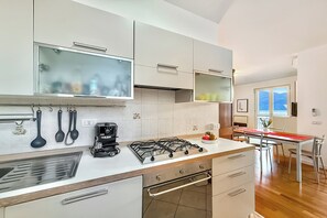 Private kitchen - Residenza Menaggio - Mimosa (Menaggio)