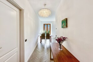 Appartamento familiare, camere multiple (Lenno Centrale) | Interni