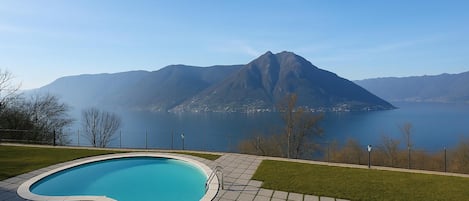 Piscine extérieure (ouverte en saison)