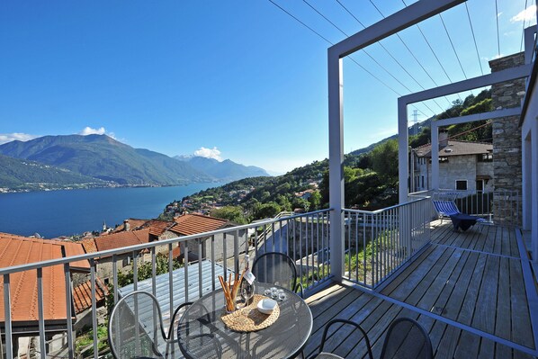 Appartement Familial, 1 lit double et 1 canapé-lit, côté montagne (Vista Terrazza) | Balcon