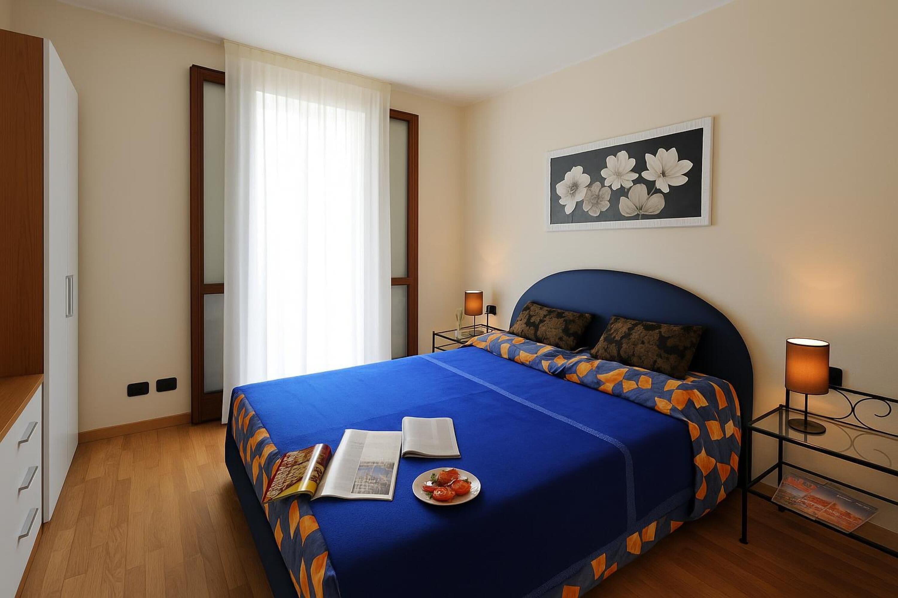 Departamento familiar, varias habitaciones, 2 baños, junto a la montaña (Residence Eden Gardenia 11) | 1 habitación, tabla de planchar con plancha, wifi y ropa de cama 