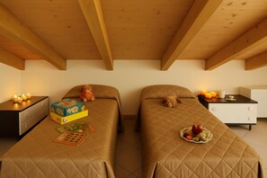 Familienapartment, Mehrere Schlafzimmer, 2 Bäder, Bergseite (Residence Eden Magnolia 19)