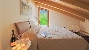 Familieleilighet, 2 soverom, 2 bad, ved fjell (Residence Eden Magnolia 19) | 1 soverom, strykejern/-brett, wi-fi (mot et tillegg) og sengetøy