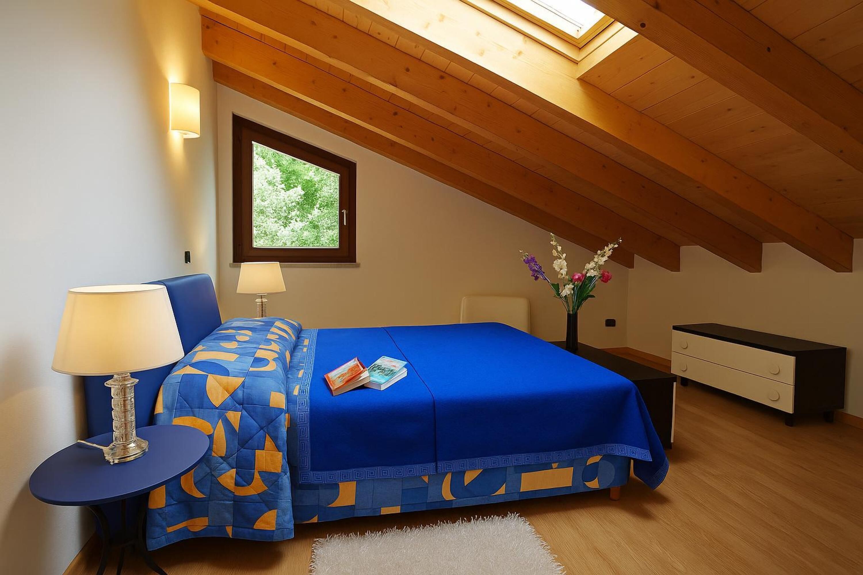 Căn hộ dành cho gia đình, nhiều phòng ngủ, 2 phòng tắm, cạnh núi (Residence Eden Azalea 4) | 1 phòng ngủ, bàn ủi/dụng cụ ủi quần áo 