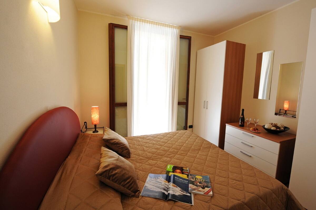 Familienapartment, Mehrere Schlafzimmer, Bergseite (Residence Eden Magnolia 15) | 2 Schlafzimmer, Bügeleisen/Bügelbrett, WLAN, Bettwäsche