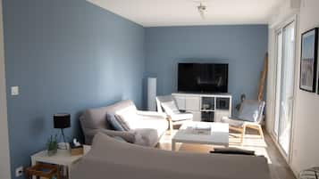 TV connectée, livres, chaßne hi-fi