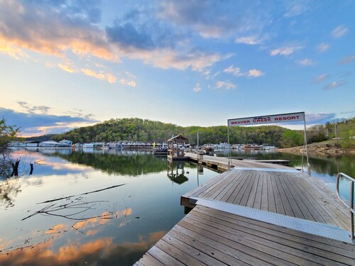 The Little Hideaway at Beaver Creek - 1 mile from Beaver Creek Marina