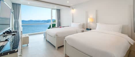 Quarto duplo standard | Wi-Fi de cortesia, roupa de cama