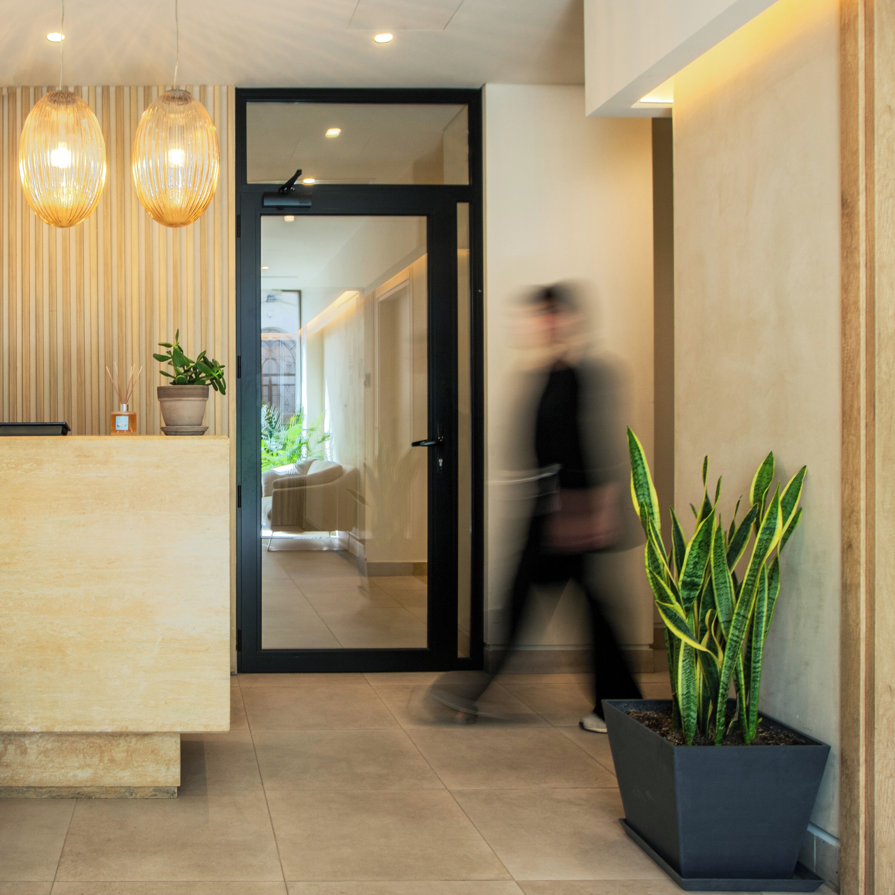 Economy Room | In-room safe, desk, laptop workspace, blackout drapes