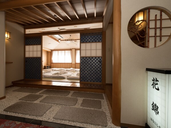 Japanese Room, Shared Bathroom (10 Pax) | Bed sheets - Tabist Oyado Jinya Minami-Shinshu (Iijima)