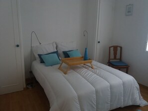 1 bedroom, iron/ironing board