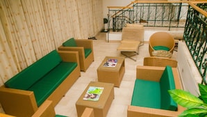 Lobby sitting area - The Stonehouse Boutique Hotel (Lekki)