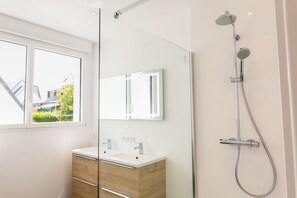 Hair dryer - Port Ste-Marine: L'Escale - Balconies & Small view (Combrit)