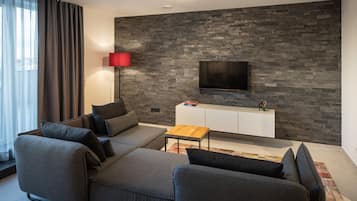 Deluxe Suite | Living area