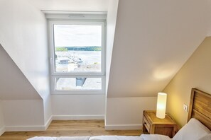 2 makuuhuonetta, silitysrauta/-lauta, Wi-Fi, vuodevaatteet