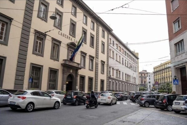 Exterior - Molo 5 (Naples)