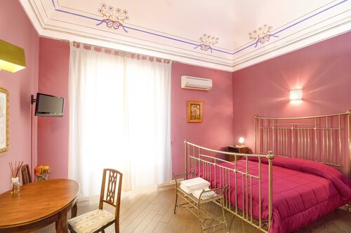 THE PALACE B&B and Apartments - FLOWER LUXURY ROOM