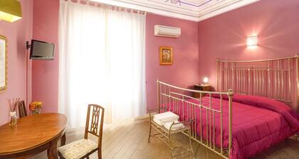 THE PALACE B&B and Apartments - FLOWER LUXURY ROOM