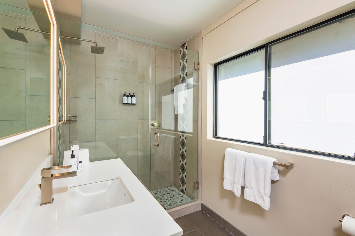 Hair dryer, towels