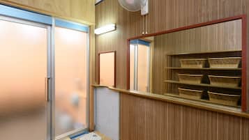 Baño termal público