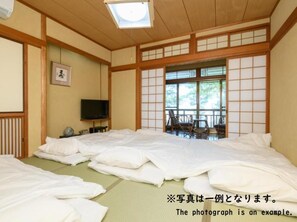 Habitación cuádruple tradicional, baño compartido (Japanese Style) | Wifi gratis y ropa de cama