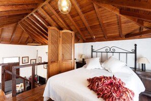 4 bedrooms - Finca El Poleo with pool and sea view (Icod de los Vinos)