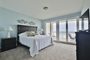 3 dormitorios, tabla de planchar con plancha, wifi gratis y ropa de cama