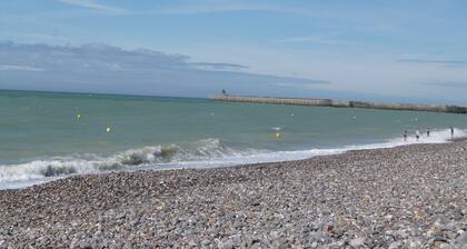 Atypical fisherman's house for 6 person and a baby