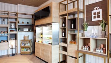 Snack bar