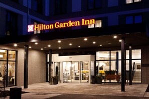 Exterior - Hilton Garden Inn Munich Messe (Feldkirchen)
