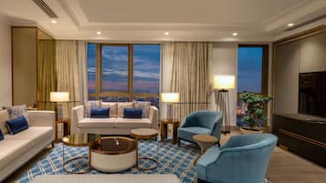 Suite – president | Minibar, safe på rommet, skrivebord og skrivebord for bærbar PC