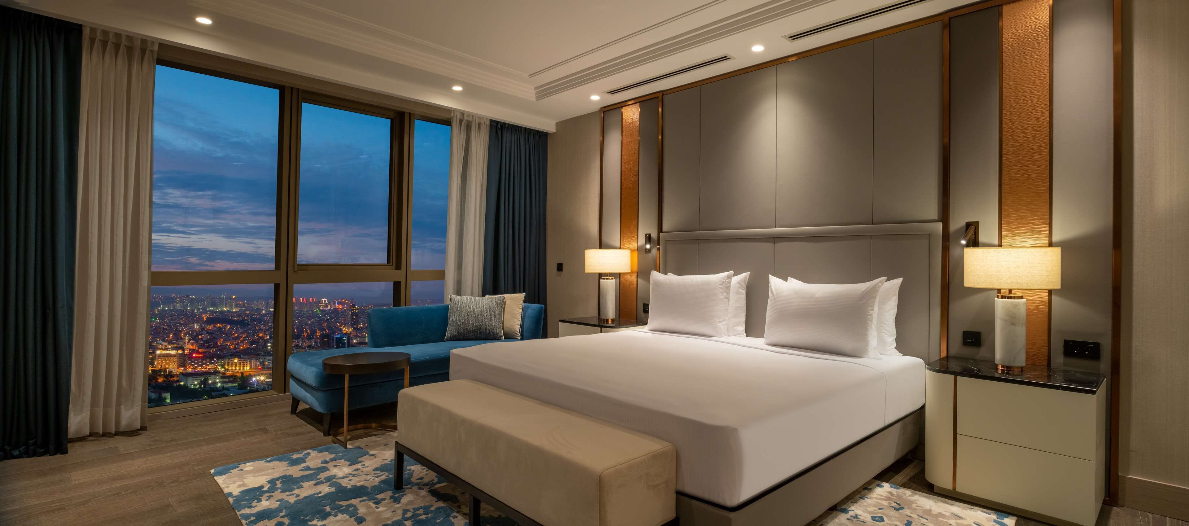 presidential suite | 1 bedroom, minibar, in-room safe, desk