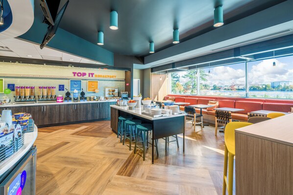 매일 뷔페 무료 아침 식사 포함