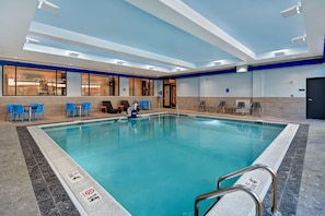 Piscine intérieure