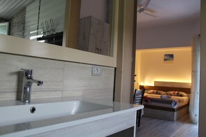 1 bedroom, WiFi - Studio in villa with amazing sea view (Vlorë)