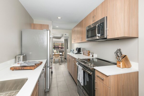 Microwave, oven, stovetop, dishwasher