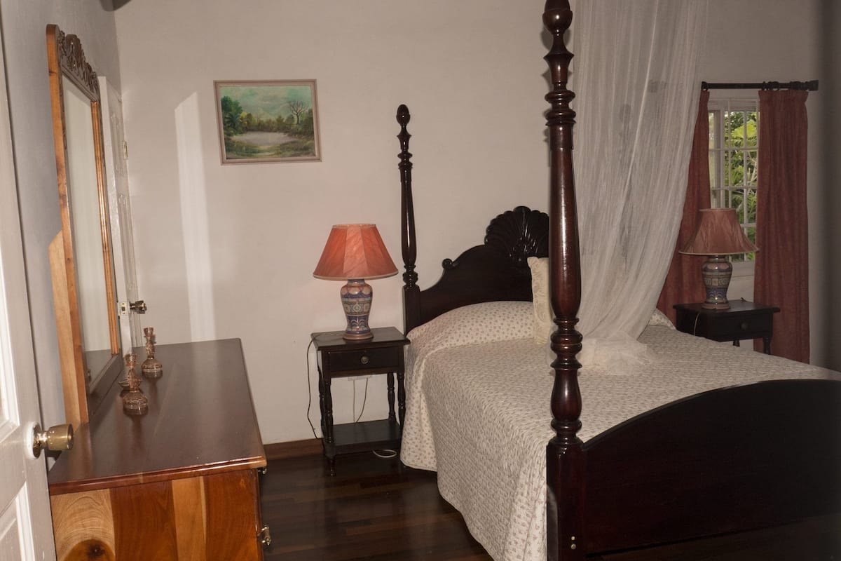 Iron/ironing board (on request), WiFi (free), individually decorated