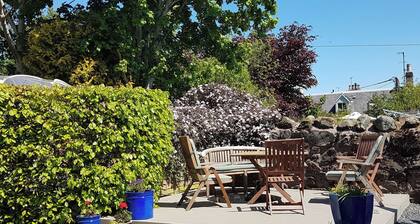 2 bedroom accommodation in Duns