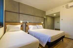 Apartment, Multiple Beds