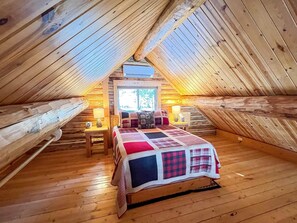 1 bedroom, iron/ironing board, travel cot, free WiFi