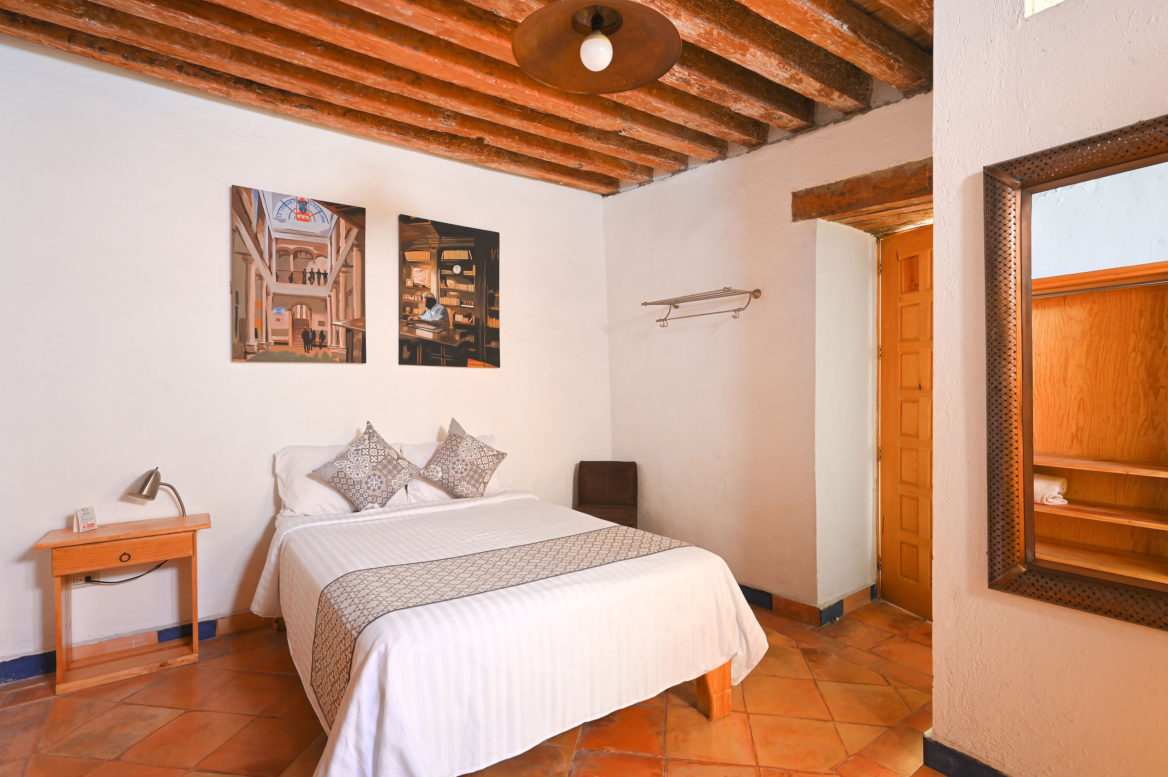 Foto - Hotel Meson Cuevano