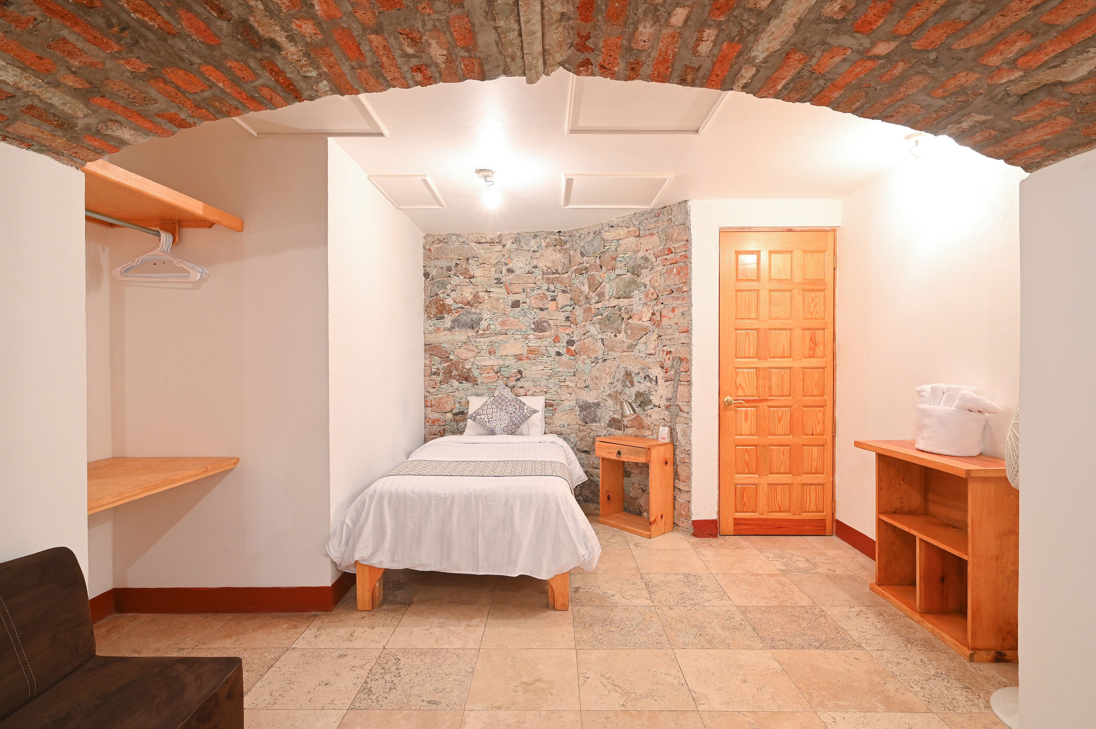 Photo - Hotel Meson Cuevano