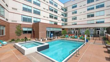 Alberca al aire libre