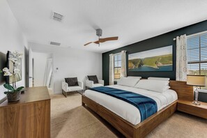 6 bedrooms, travel cot, WiFi, bed sheets