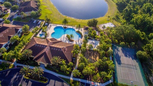 Unclassified image, 1 of 42, button - 3 Bedrooms / 2 Bathrooms / Oakwater Resort (7528 PW) (Kissimmee)