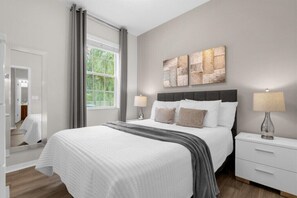 3 bedrooms, iron/ironing board, WiFi, bed sheets